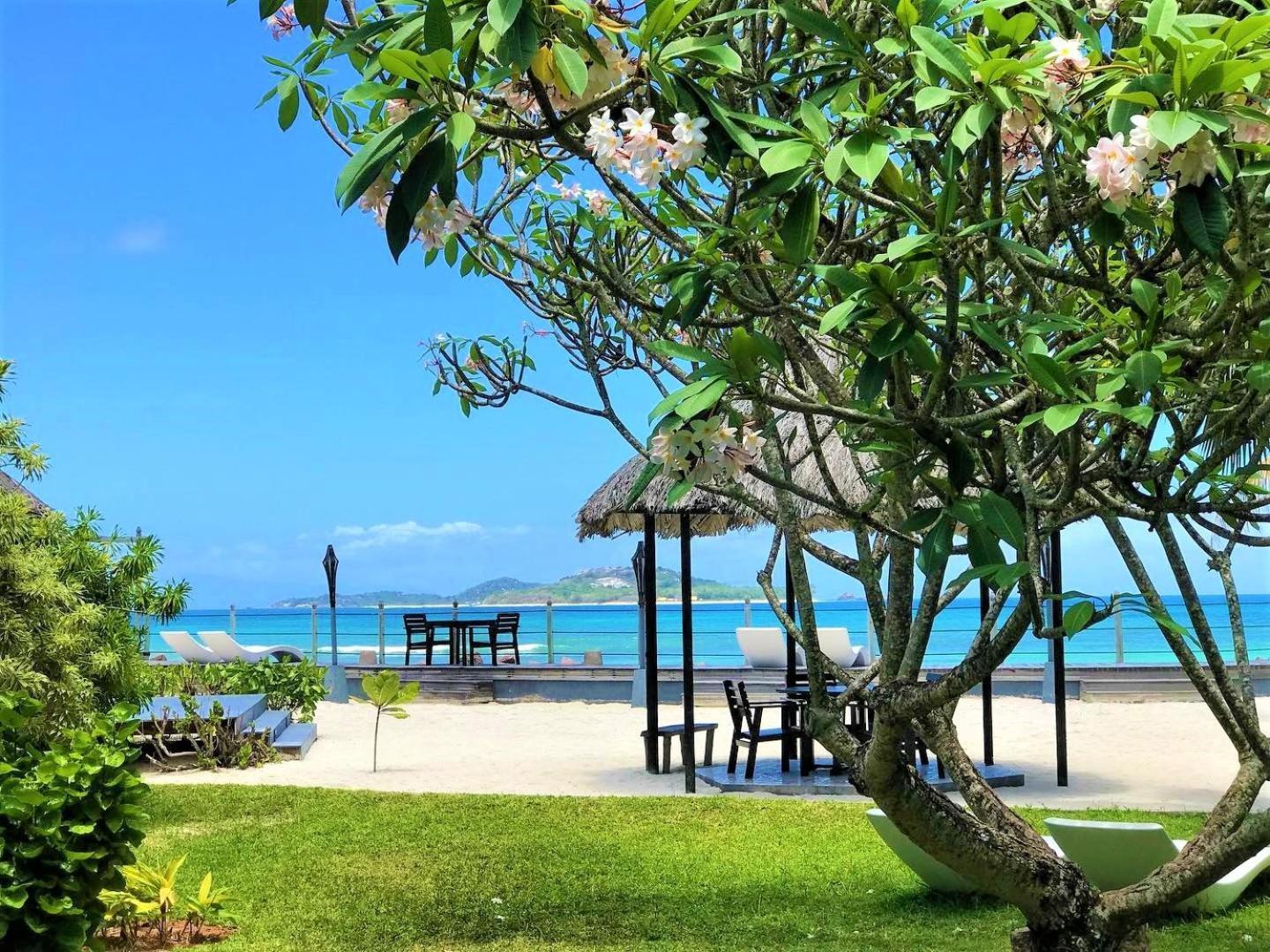 The Islander Hotel グラン・アンス エクステリア 写真